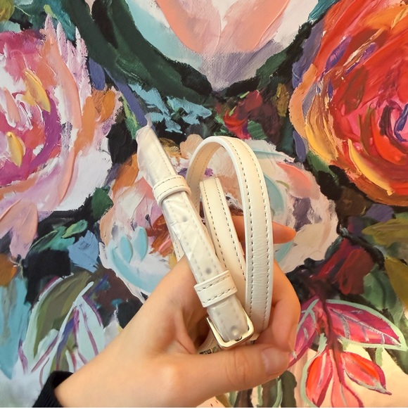 NWT Kate Spade Novelty Ice Cream Sundae Crossbody Bag Cream Navy Cherry Accent - Picture 2 of 12